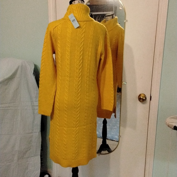 Women's NWT Ann Taylor golden yellow Chunky cable knit midi sweater dress Sz XSP - Picture 3 of 4
